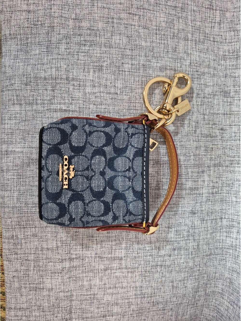 Coach Mini Val Duffle Bag Charm Keychain Signature Chambray C8223 NWOT - Picture 5 of 11
